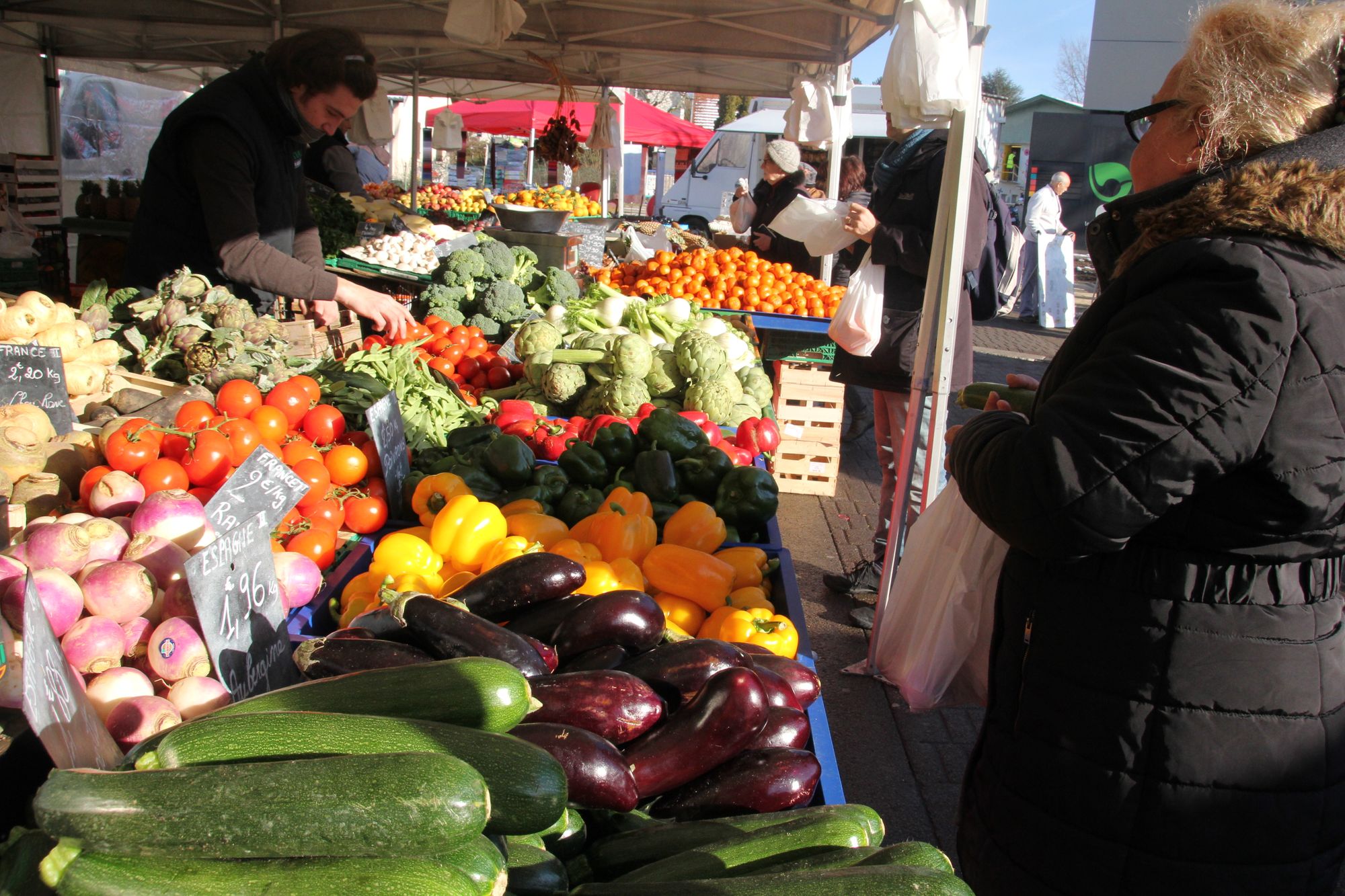 Besançon  les marchés en plein air fermés