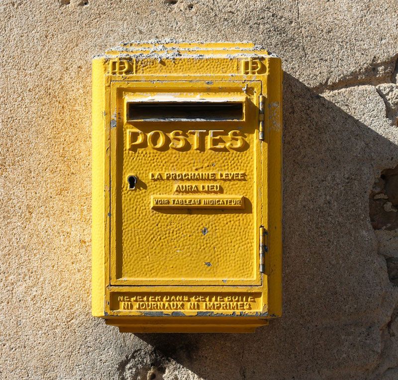 It was on a lovely and sunny day in Trèbes in France. I found these lonely and lost mailbox on the wall of an old house.
Looks so beautiful.