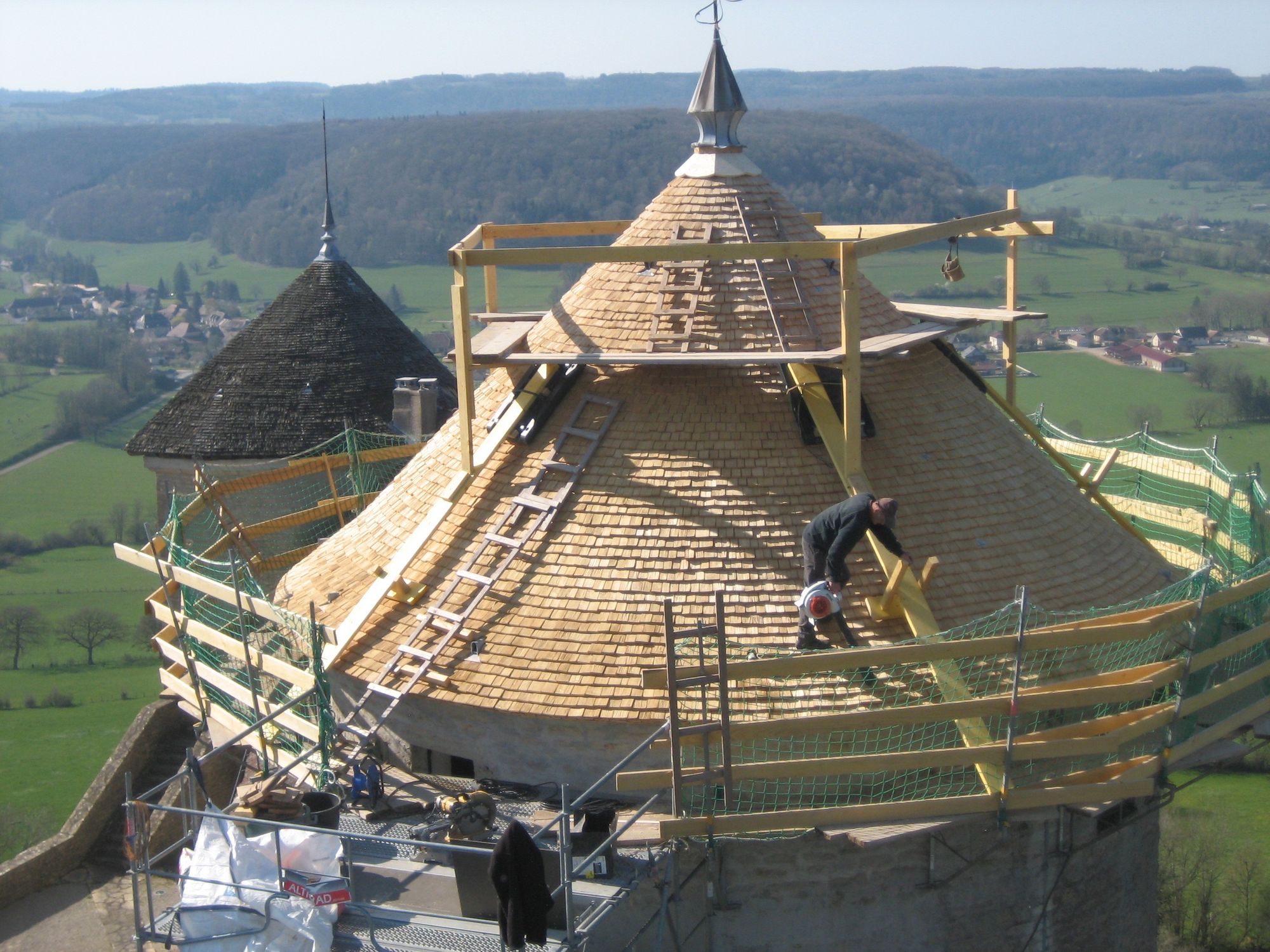 Château de Belvoir. La tour du donjon restaurée, les visiteurs attendus