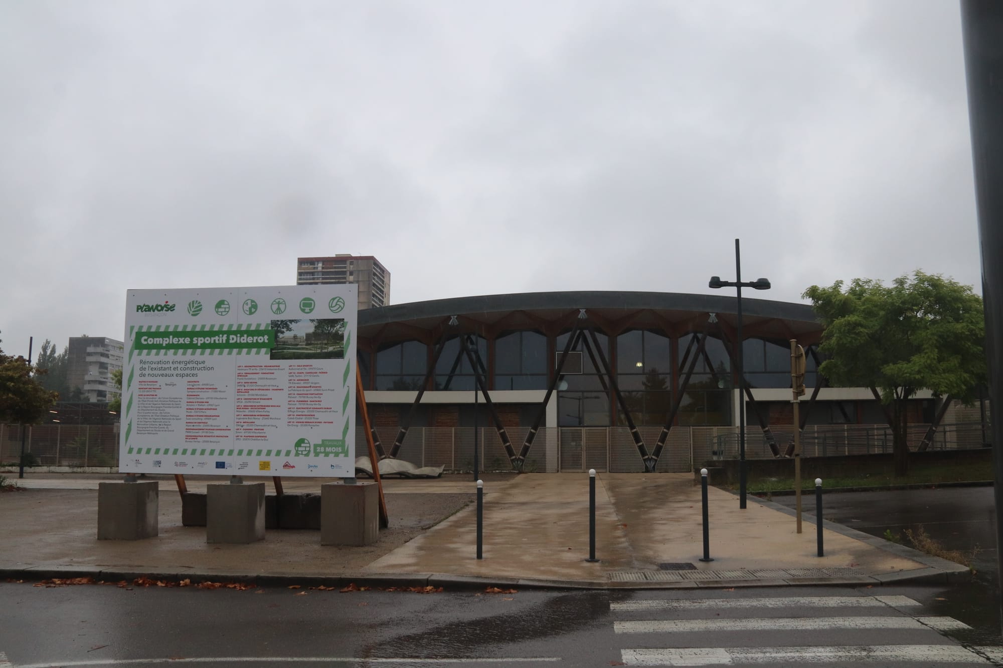 Travaux - Le bois de Chailluz devient matériau de construction